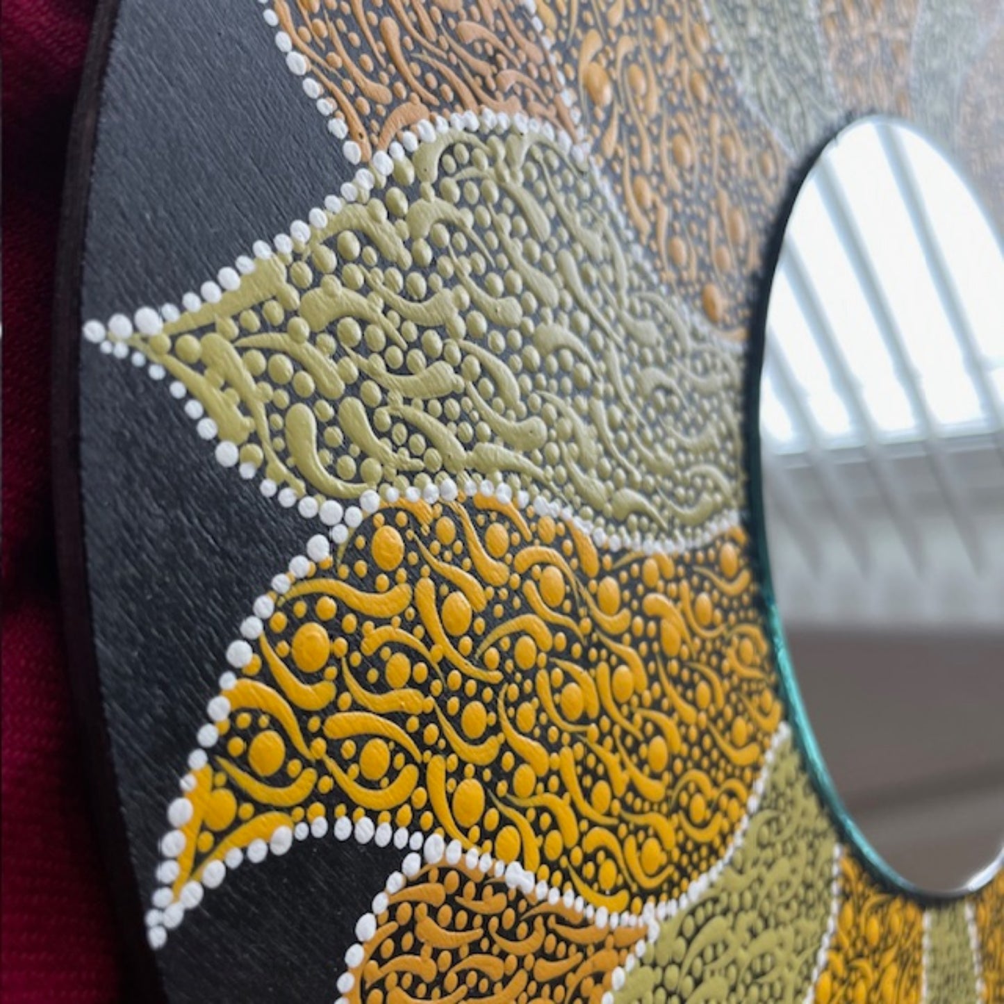Sunflower Design with Big Mirror 14in Diameter Decorative Wall Mirror