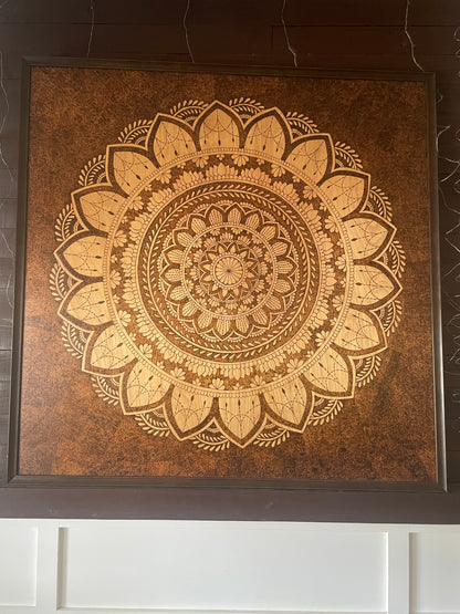 Mandala de unidad y amor enmarcado madera hecha a mano arte quemado respaldo de diente de sierra