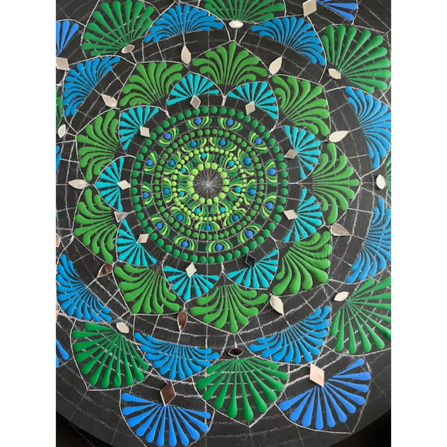 Blue Green Grass  14"
