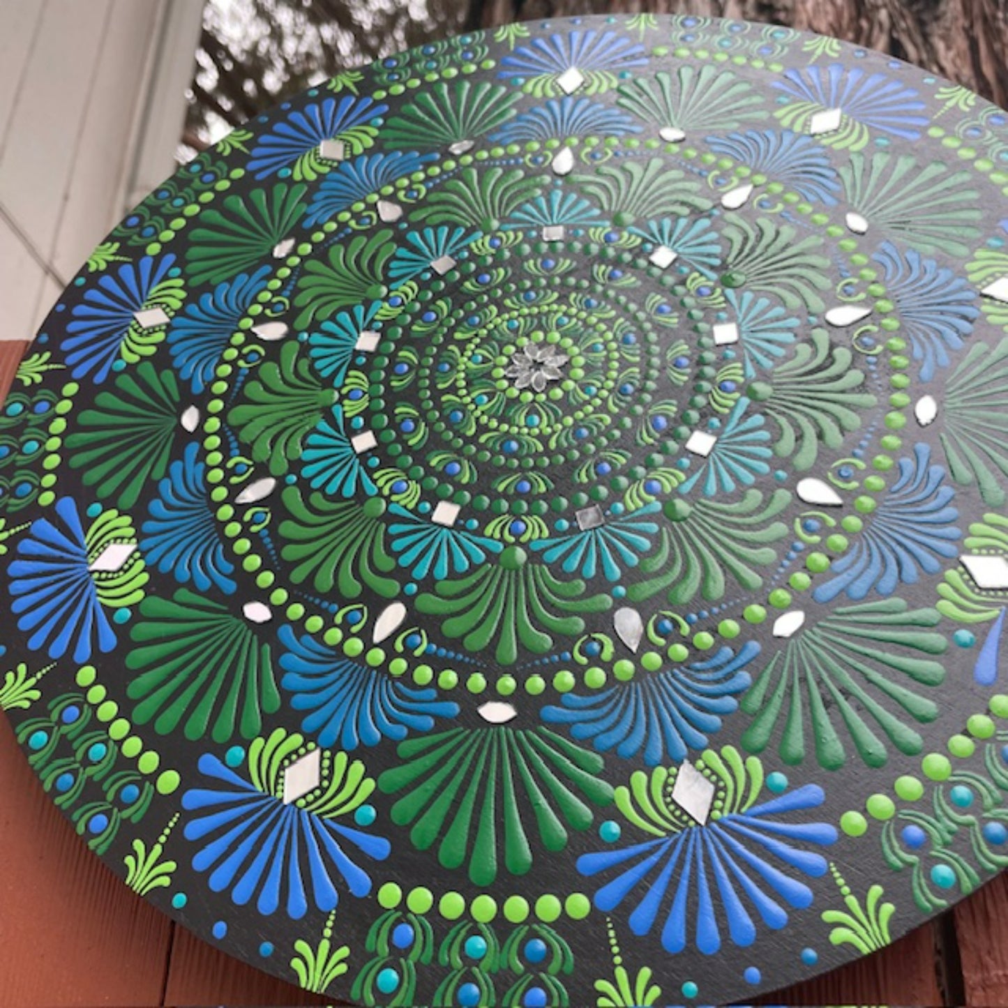 Blue Green Grass  14"