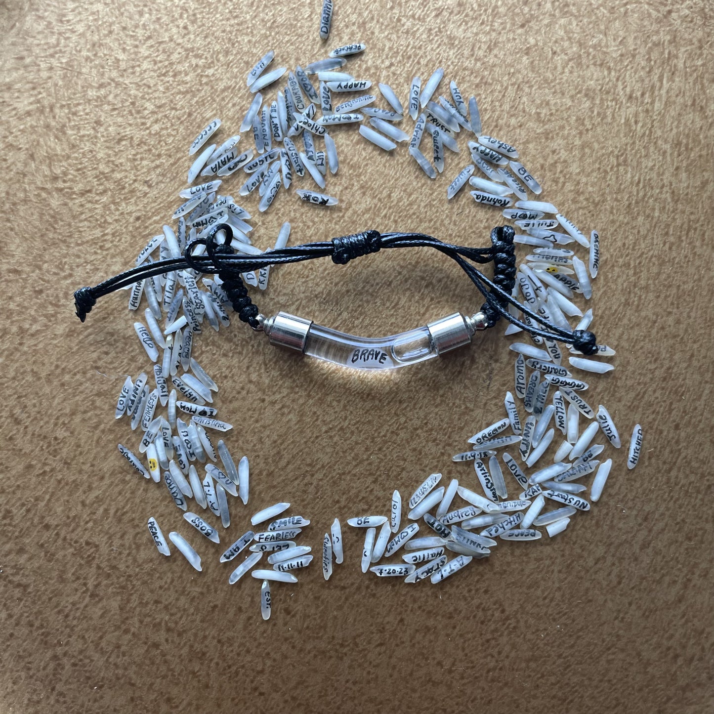 Pulsera BRAVE Joyería única hecha a mano