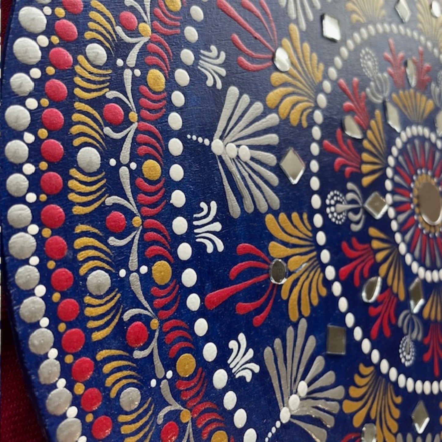Mandala con espejos Arte de puntos con tonos de azul, dorado, rojo, blanco, decoración de pared hecha a mano para el hogar y la oficina