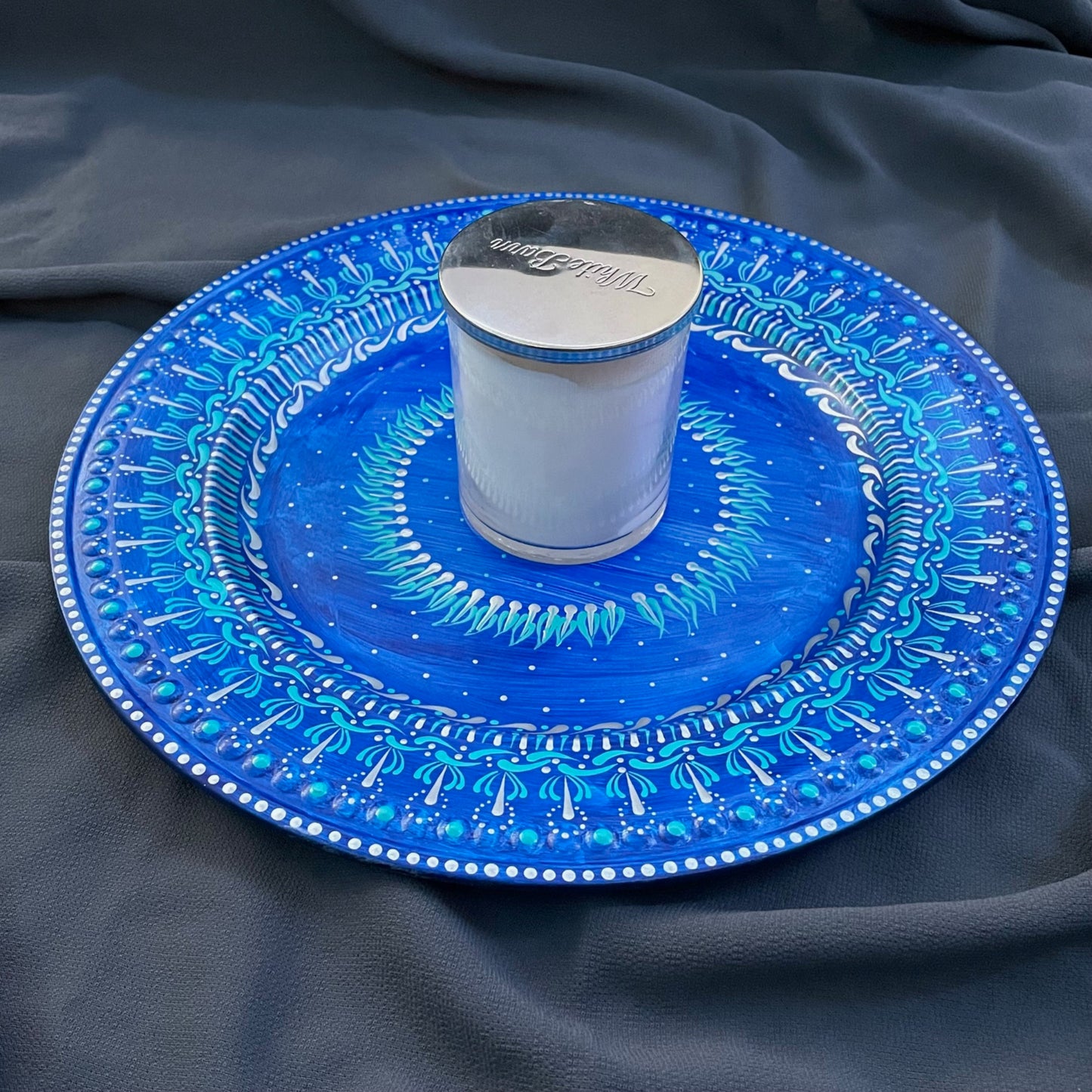 Centro de mesa decorativo con mandala azul, diseño de Henna Mehndi, cargador para eventos