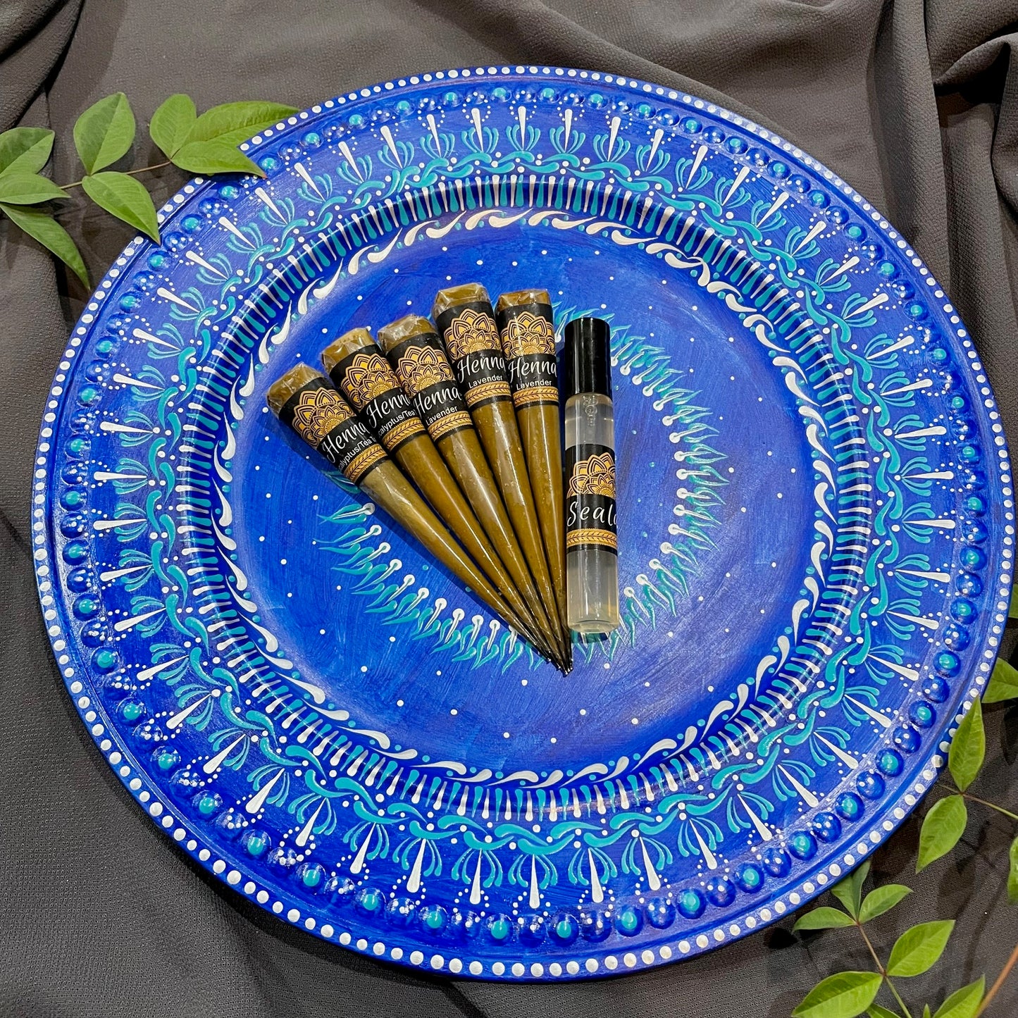 Centro de mesa decorativo con mandala azul, diseño de Henna Mehndi, cargador para eventos