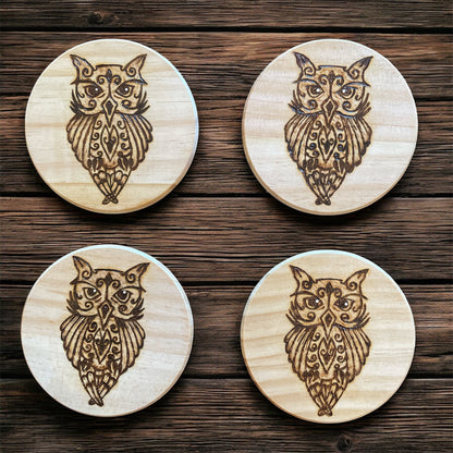 Juego de 4 posavasos de madera con diseño de mandala, arte quemado en madera