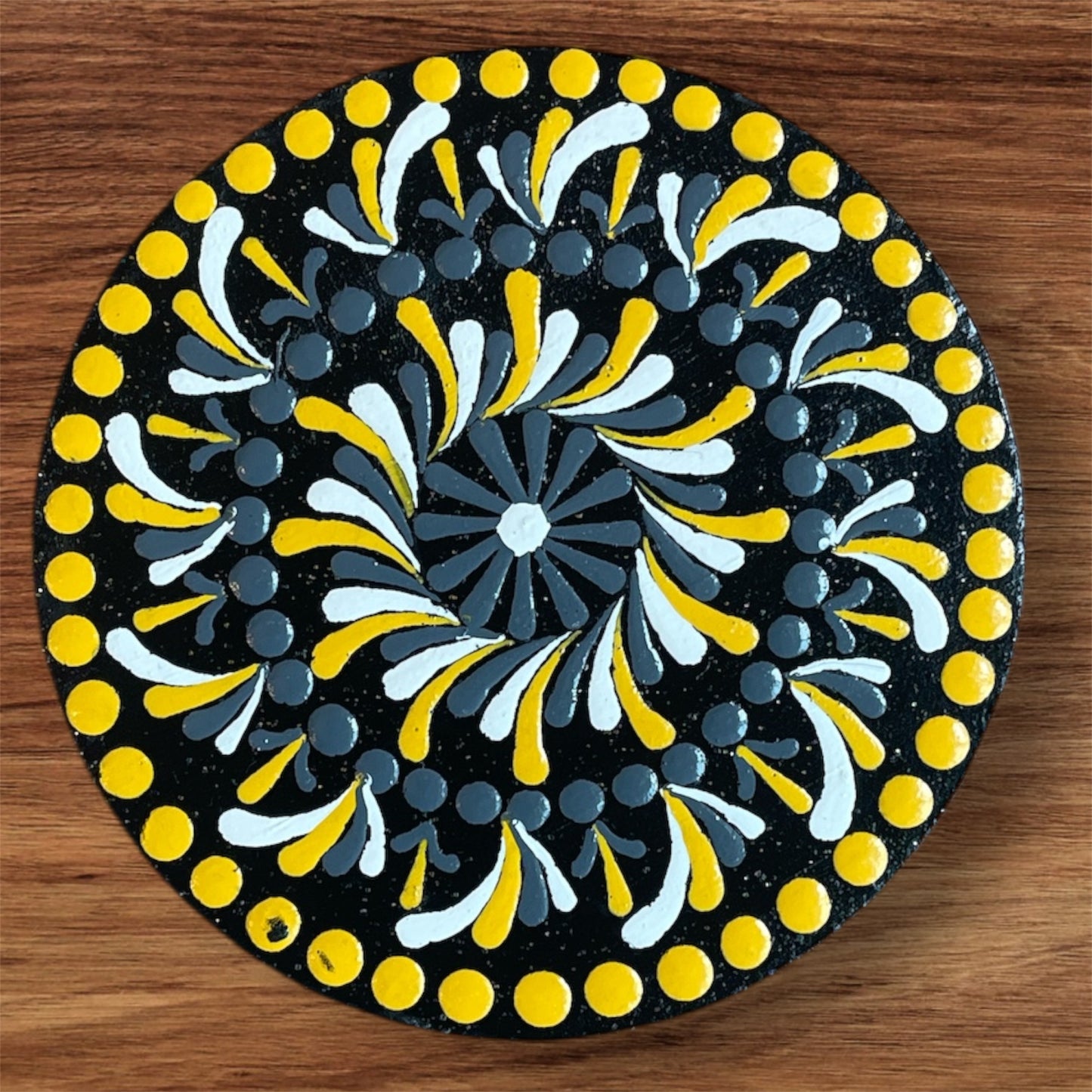 Single Drinks Coasters with Dot Art Designs Sealed for Protection