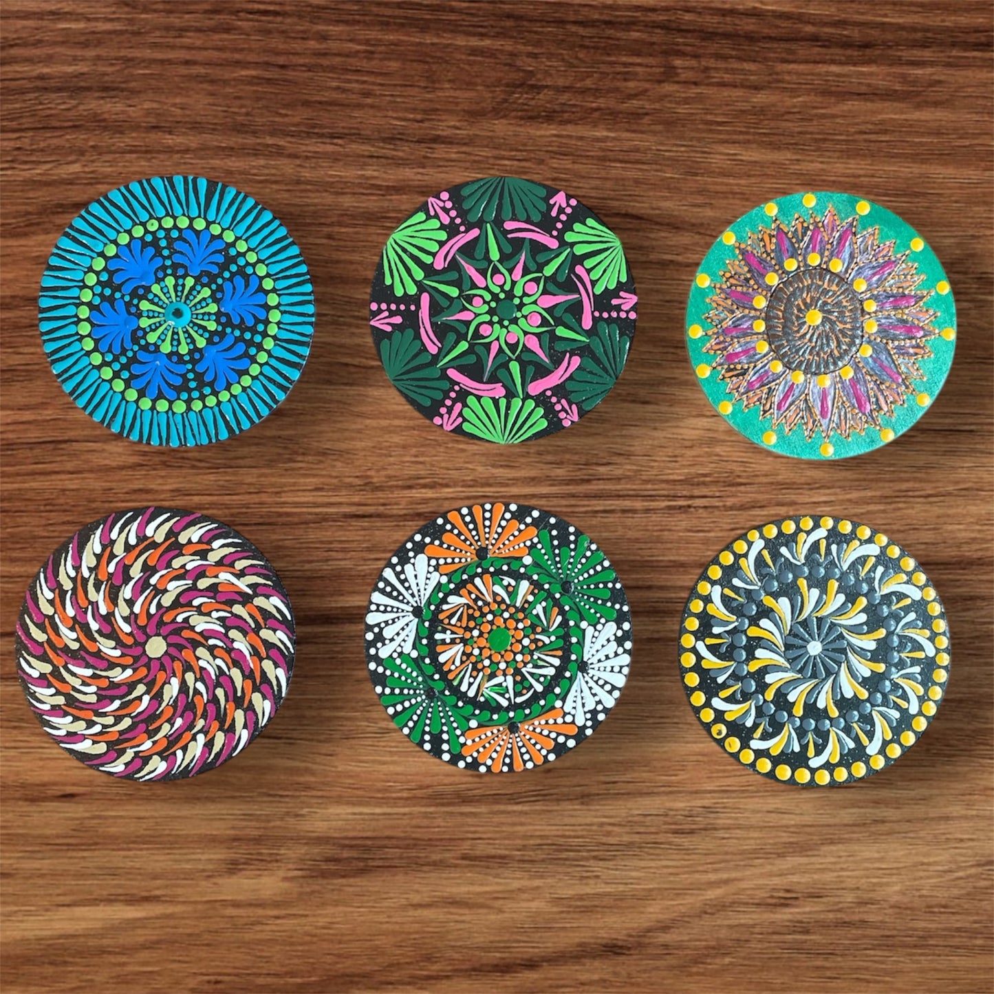 Single Drinks Coasters with Dot Art Designs Sealed for Protection