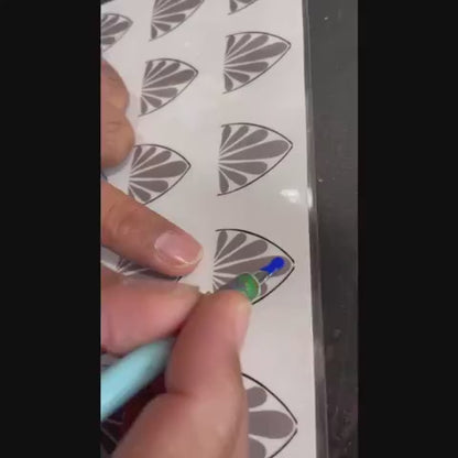 Dot Art Mandala Swoosh Hojas de práctica Archivo PDF (solo descarga digital) 16 páginas | Hojas de actividades | Hojas de Trabajo | Hojas imprimibles