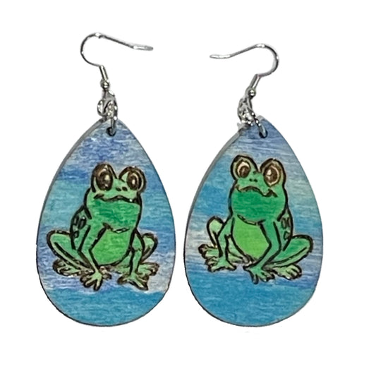 Pendientes de rana hechos a mano madera quemada y pintada moda lágrima ligera